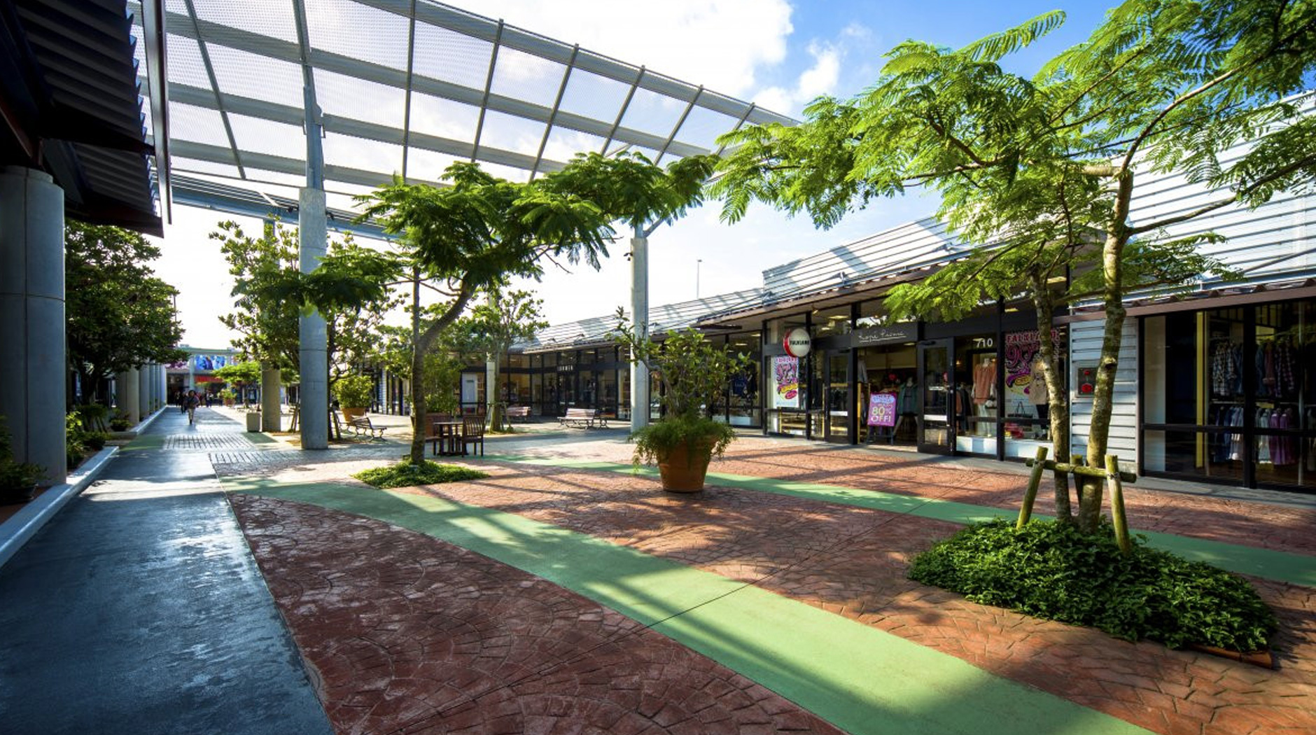 Okinawa Outlet Mall Ashibina