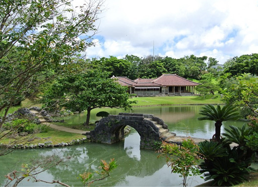 世界遺産與沖縄歴史探訪行程